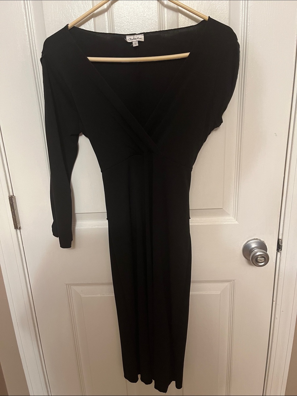 Chala Black V-Neck Long Sleeve Maxi Dress